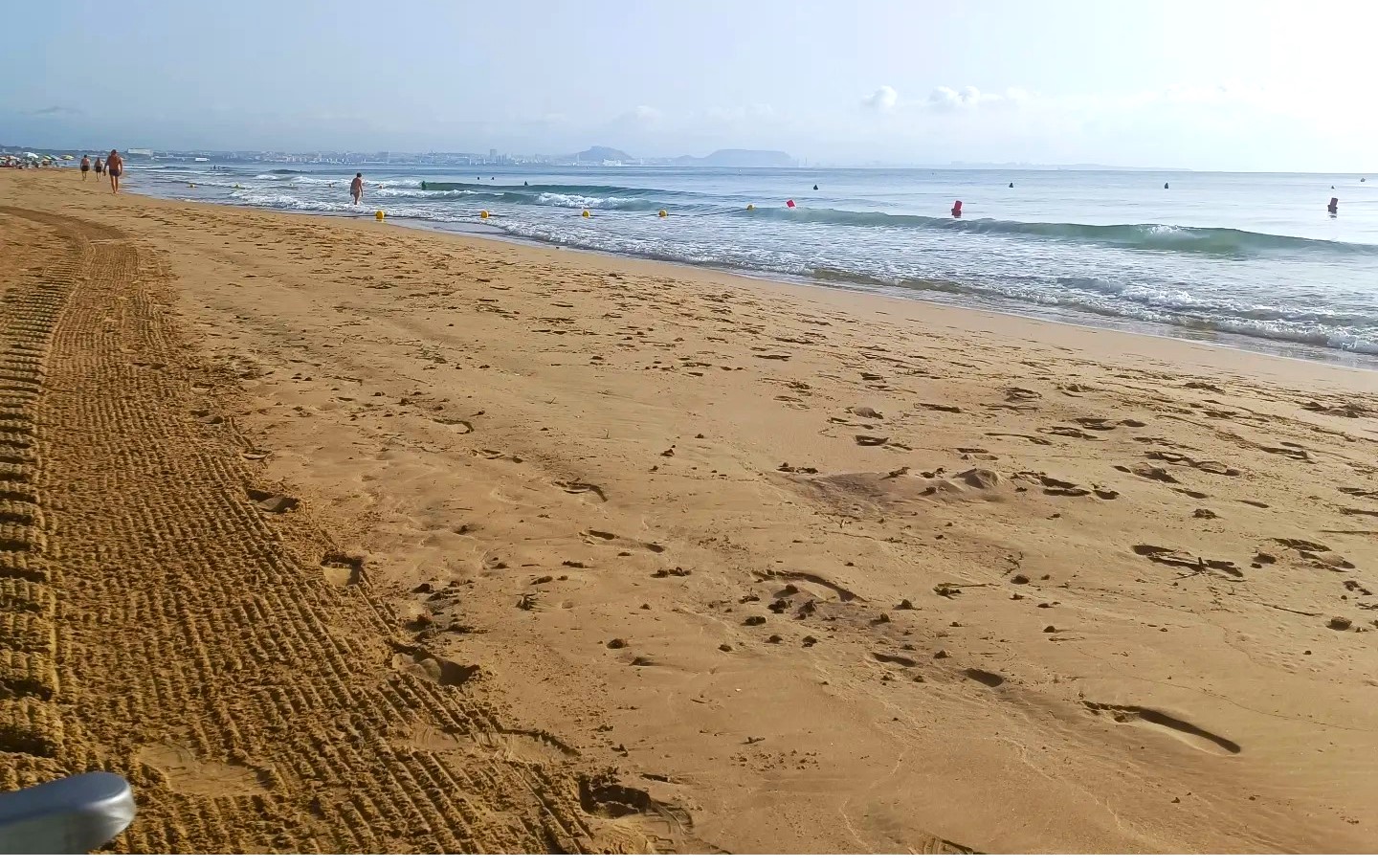 ‘Foreign’ man and woman die on a popular beach on Spain’s Costa Blanca: Pair were pulled from the water in a red flag zone