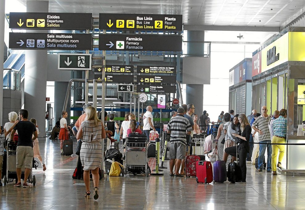 Alicante airport smashes all-time passenger record for September