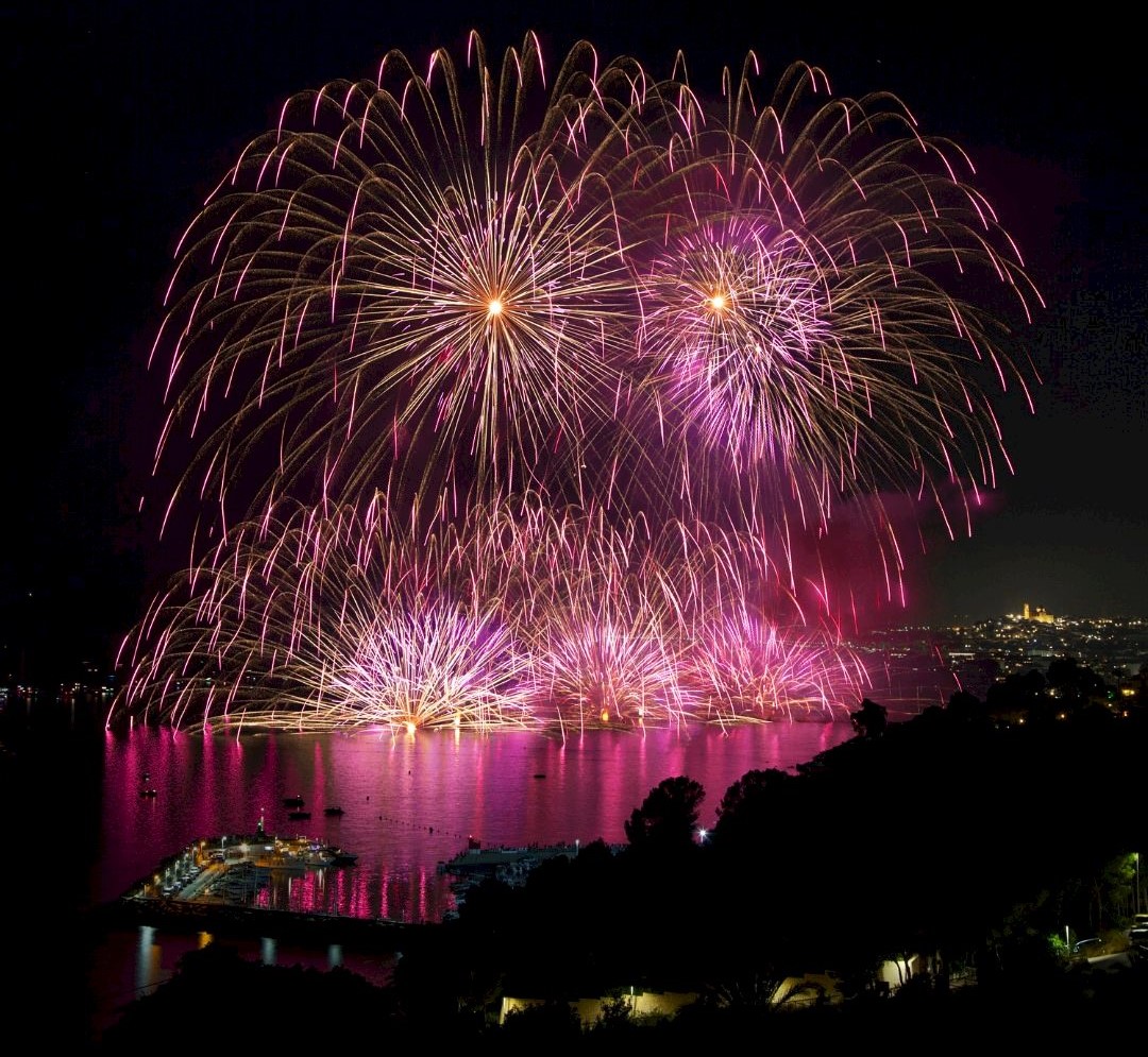 Biggest fireworks night of the year will light up the sky on Spain’s Costa Blanca this weekend