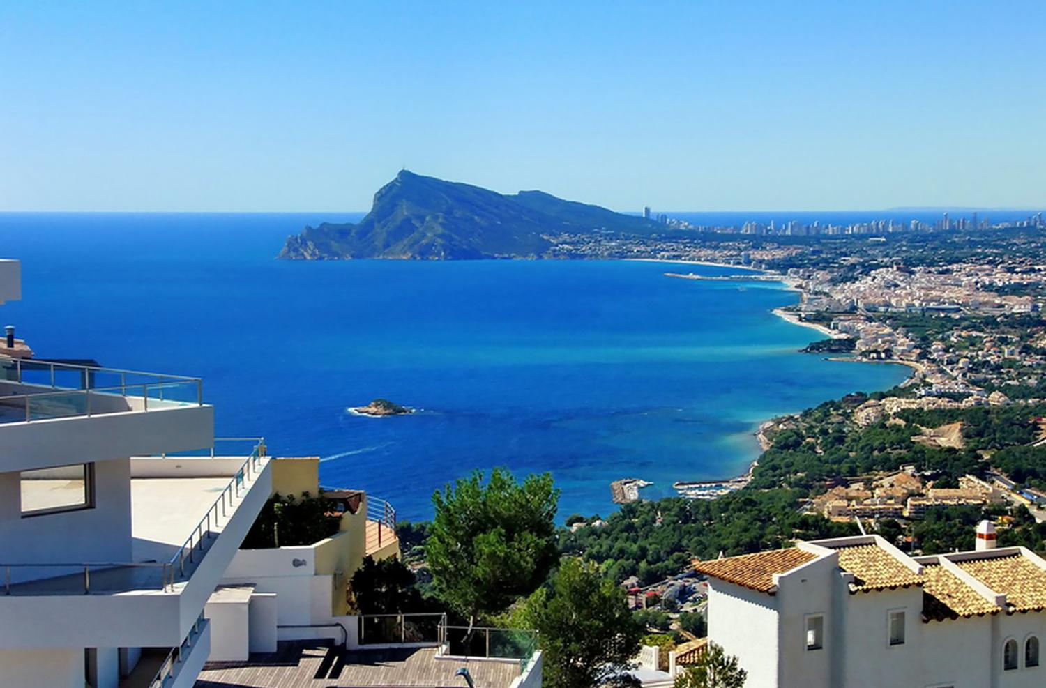 Revealed: The most expensive street on Spain’s Costa Blanca where homes sell for an average of €4million