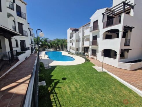 2 bedroom Flat for sale in Itrabo with pool garage - € 106