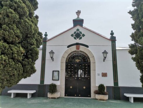 Foreigners buried in Costa Blanca cemetery 'disappeared' to make space with French woman shocked to find her sister's tombstone removed