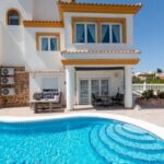 4 bedroom Villa for sale in Orihuela Costa with pool - € 449