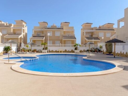 3 bedroom Terraced Villa for sale in San Miguel de Salinas with pool - € 171