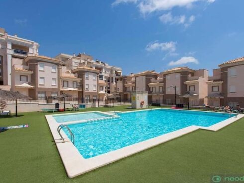 3 bedroom Apartment for sale in Santa Pola with pool garage - € 300