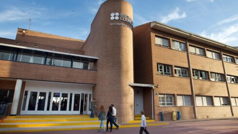 British school in Spain faces bullying lawsuit: Parents denounce €12,000-a-year college after student developed anorexia