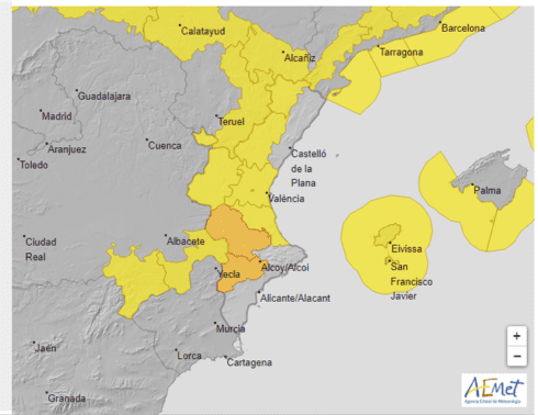 Orange weather alerts are activated for Valencia and Alicante today as Storm Caetano brings 90km/hr winds