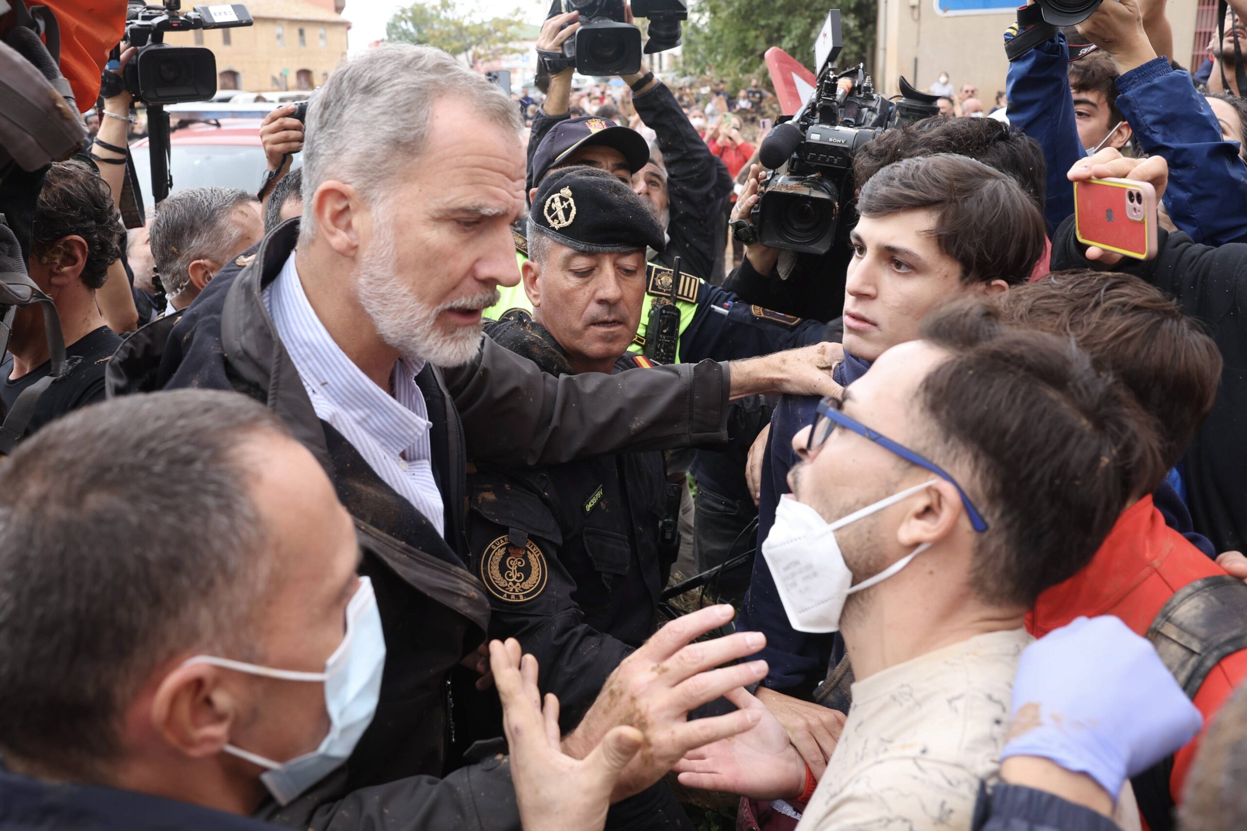 Spain's King Felipe returns to Valencia after 'mud-throwing' incidents by flood victims earlier this month