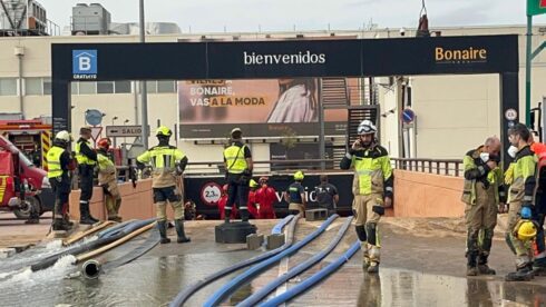 Spanish army searches for bodies in Valencia's biggest car park after it was filled with 200 million litres of water during deadly floods