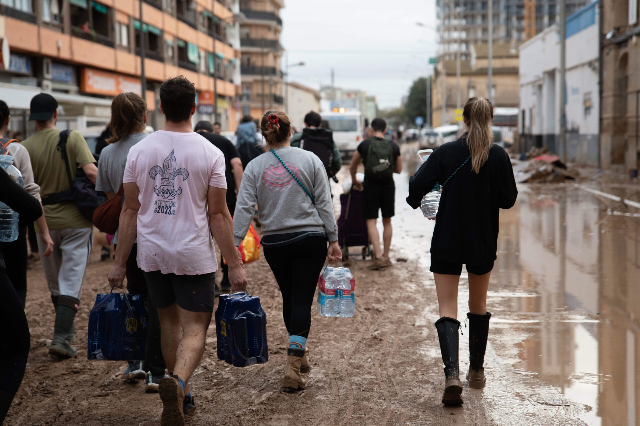 'Unlimited' number of troops available to find missing people and reopen roads in disaster-hit Valencia, says Defence Minister