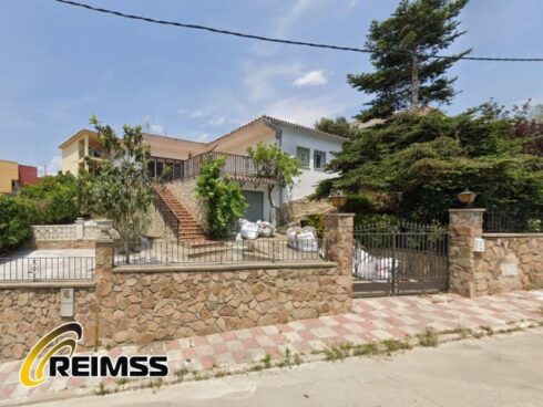 Villa for sale in Blanes - € 295