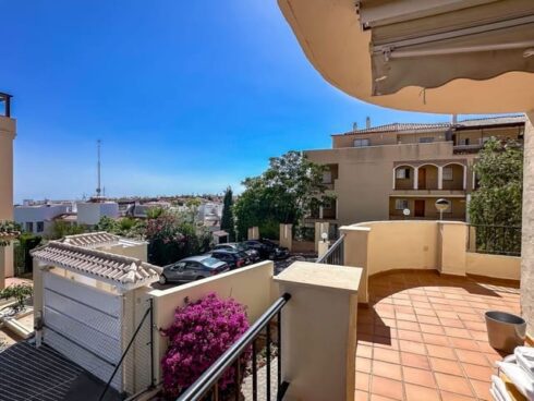 2 bedroom Apartment for sale in Riviera del Sol - € 325