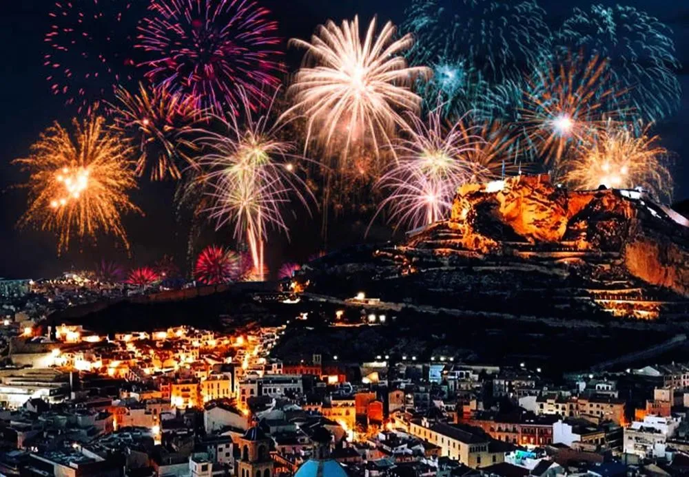 Weather alerts for rain and wind force suspension of NYE events on Spain’s Costa Blanca