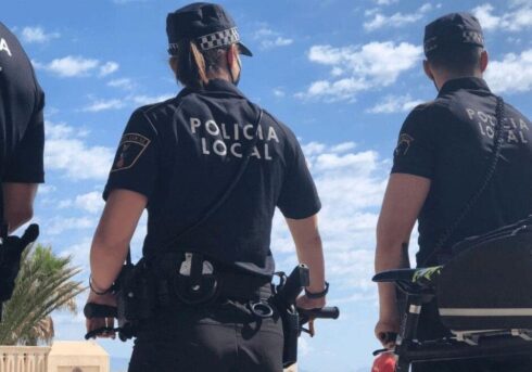 Young Costa Blanca cyclist goes berserk and attacks police officers after refusing to take a breath test