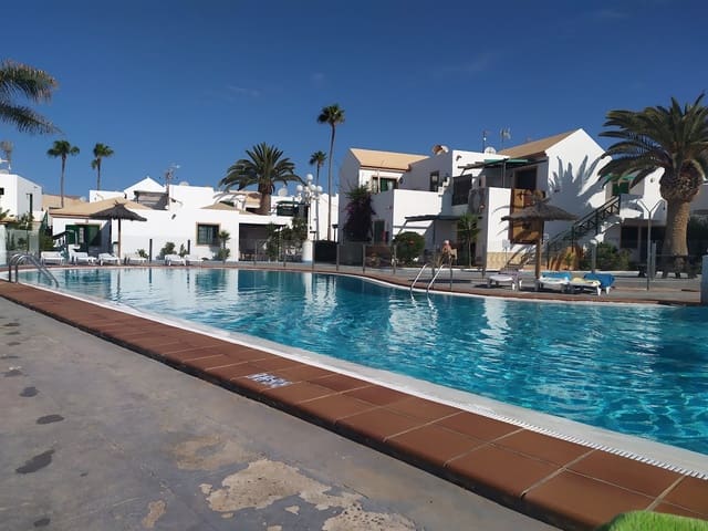 1 bedroom Bungalow for sale in Caleta de Fuste with pool - € 169