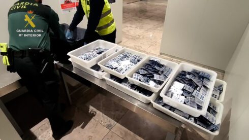 Passenger caught smuggling 20,000 Viagra pills in a suitcase at Costa Blanca airport