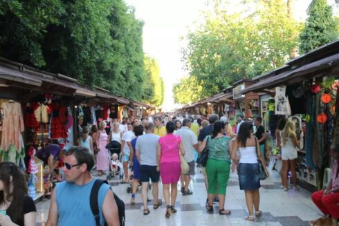 Popular market enjoyed by locals and tourists is moving to temporary home in Costa Blanca city