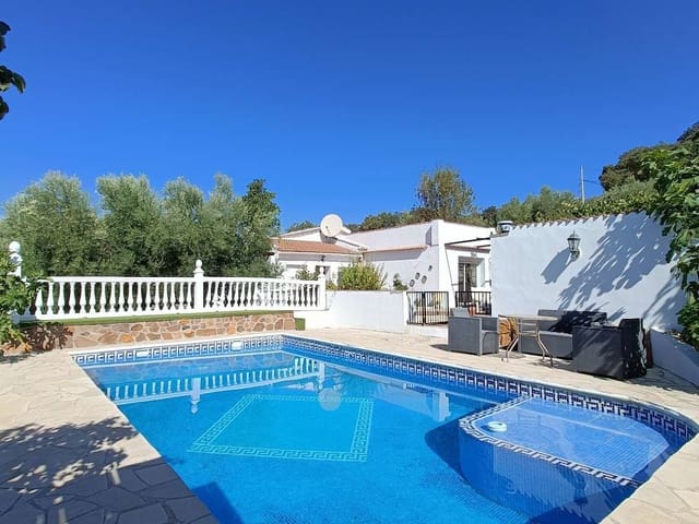 5 bedroom Finca/Country House for sale in Montefrio with pool - € 260