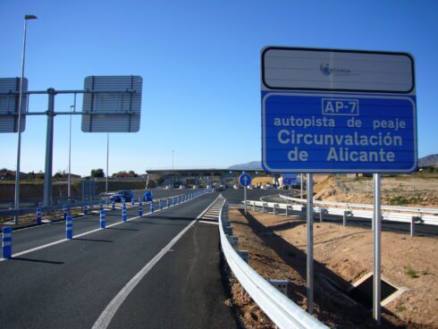 Toll-free driving extended on key Alicante road for at least another year with plans for permanent abolition