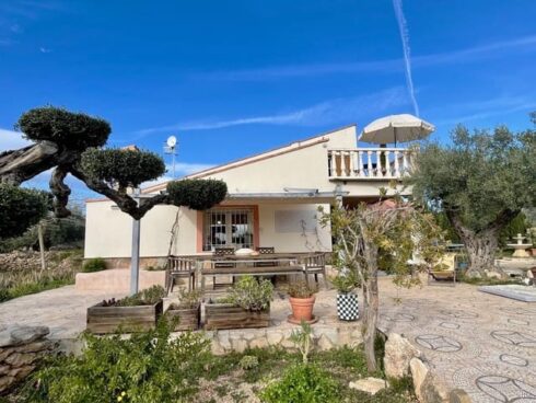 2 bedroom Finca/Country House for sale in L'Aldea - € 245