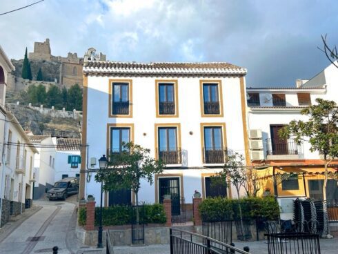 Alan Carr and Amanda Holden’s gorgeous renovation project in Andalucia is up for sale - and Brits are stunned by the price