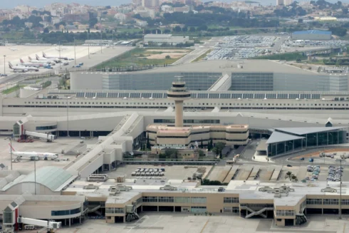 Flight chaos in Spain as paraglider flies over airport causing diversions and delays