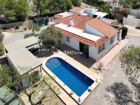 4 bedroom Villa for sale in Moralet with pool - € 349